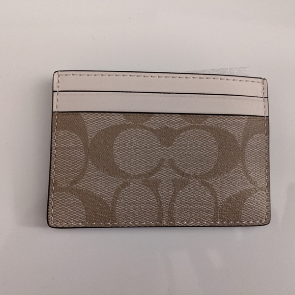 Coach logo card holder NWT - Picture 2 of 4